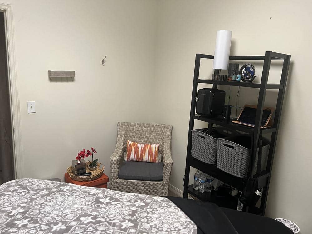 Divine Touch Massage LLC Interior Photo 1